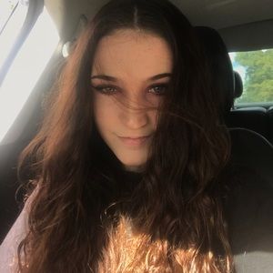 Meet your Posher, Meaghan